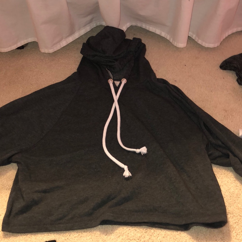 super soft cropped hoodie